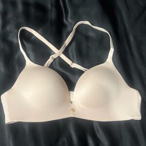 Victoria secret VS So obsessed padded wireless bra size 34a nude nwot